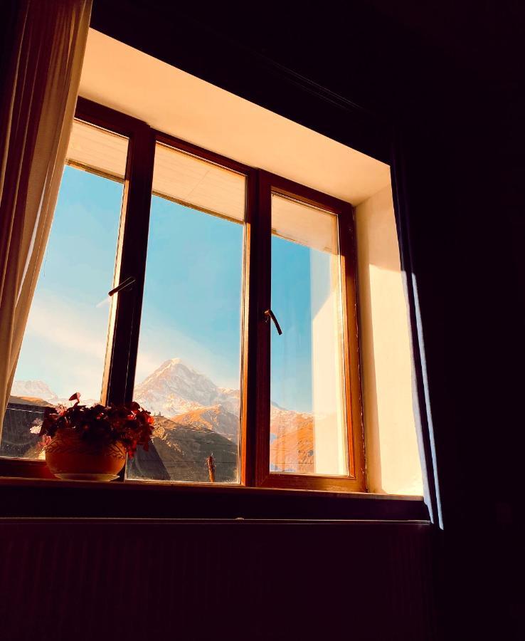 Villa Kazbegi ภายนอก รูปภาพ